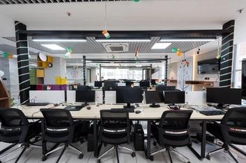 Flexible Coworking Spaces – Fully Furnished & Ready to Use