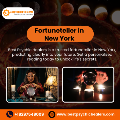 Fortuneteller in New York
