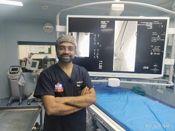 Varicose Veins Specialist In Delhi | Dr. Nikhil Chaudhari