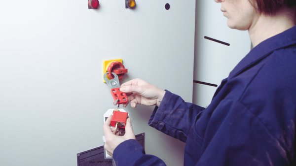 Discover Key Differences Between Lockout and Tagout for a Safer Workplace