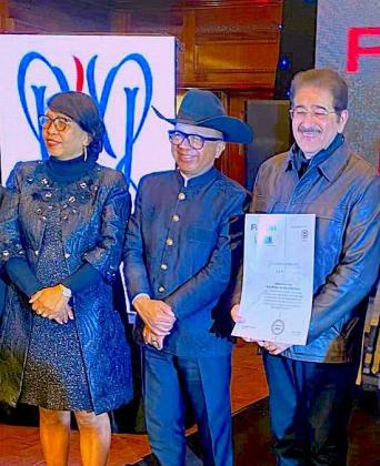 Dr. Sandeep Marwah Honoured for 40 Years in Creative Arts by the Vice President of Madagascar