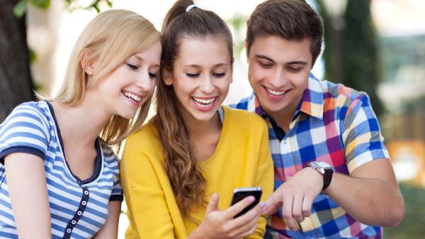 Enhance Student Engagement & Retention with e2s App