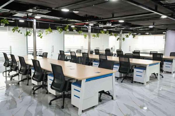 Flexible Coworking Space in Noida-Day Pass and Private Cabins Available