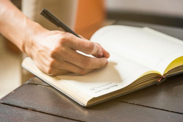 Hassle-Free Law Assignment Help for Busy Students