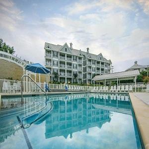 Holiday Inn Club Vacations Hill Country Resort at Canyon Lake, and IHG Hotel