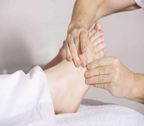 Professional Acupressure Therapy in Bellerose – Main Street Physical Therapy
