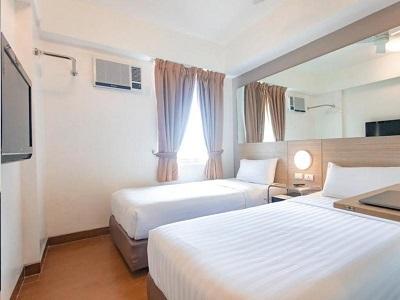 Red Planet Hotels Makati Avenue