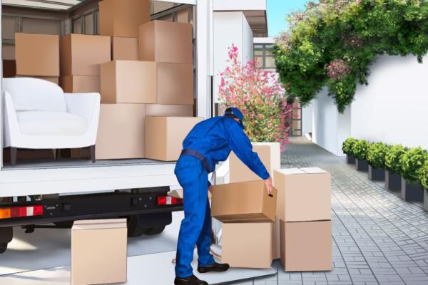 Smooth & Hassle-Free Moving at the Best Price!