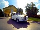 Experience Luxury in a Classic Rolls-Royce Cars