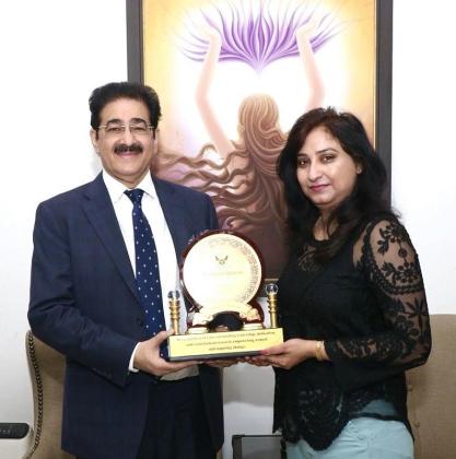 Dr. Sandeep Marwah Honoured by Highway Hero Trust for Championing Women Empowerment