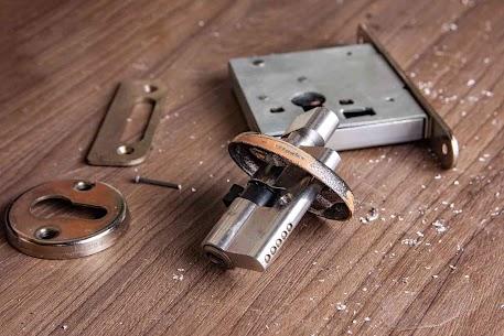 Garage lock rekeying service | Joe's Lock and Key