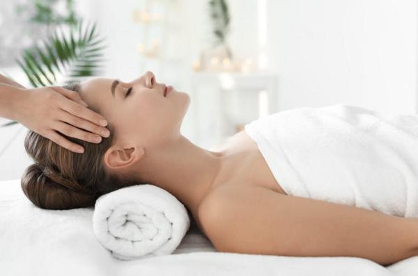 High-End Skin Clinic Services in Beverly Hills—Glow Elite