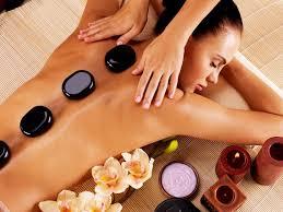Hot Stone Massage in Toronto: Relive Stress from Within