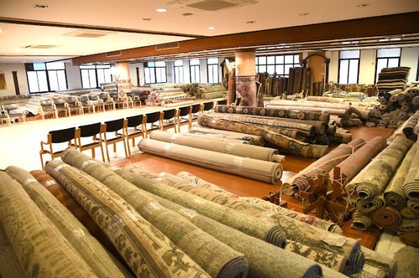 Premium Carpets to Elevate Your Home Décor | Saraswati Global