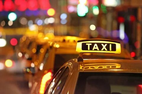 Umrah Taxi 24/7 Service - Most Affordable Prices