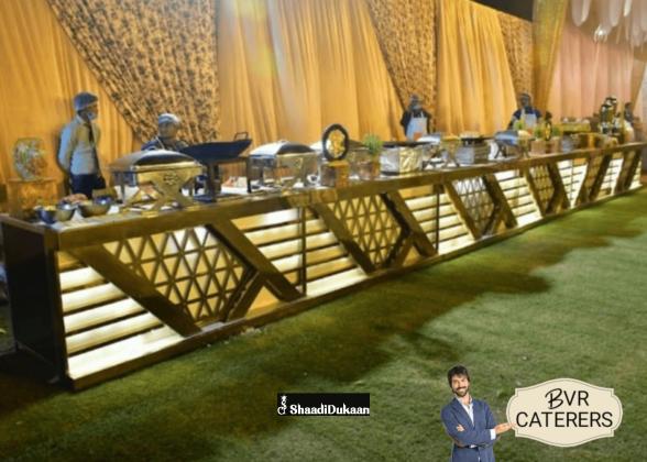Book professional and best wedding caterers in Lucknow under your budget