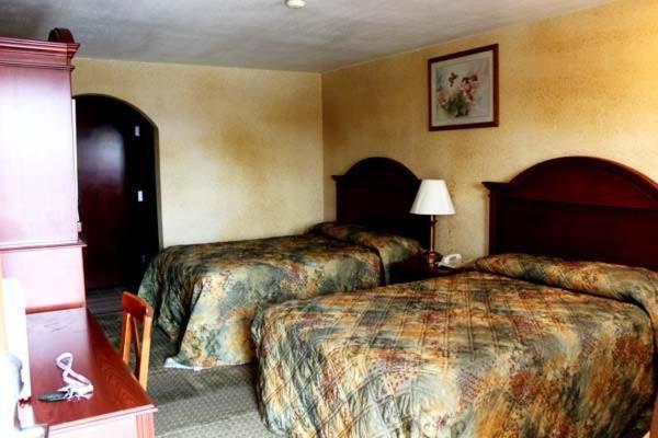 Summit Inn