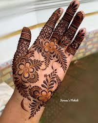 The Best Mehndi Services in Ahmedabad for Your Big Day
