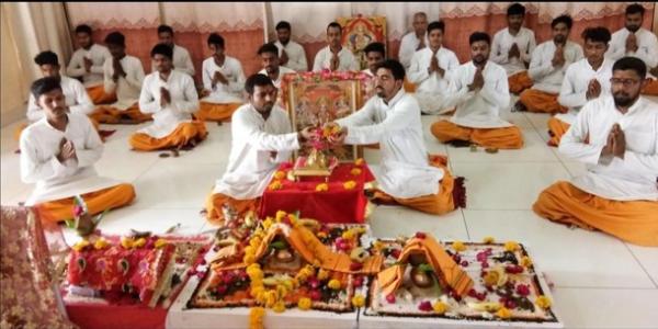 Book Graha Shanti Puja and Yagya Online