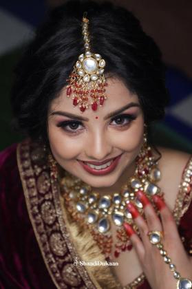 Choose Top Makeup Artists in Indore for Radiant, Long-Lasting Wedding Looks