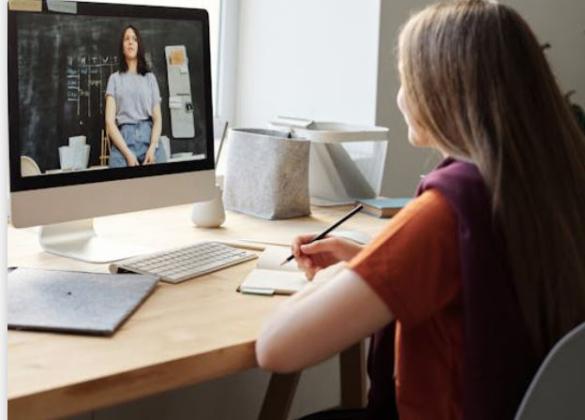 Find One Year Degree Course in Mumbai- Fast Track Graduation