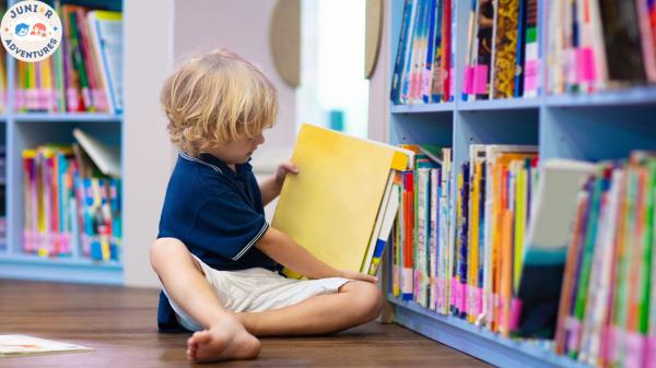 Kids Book Shelf