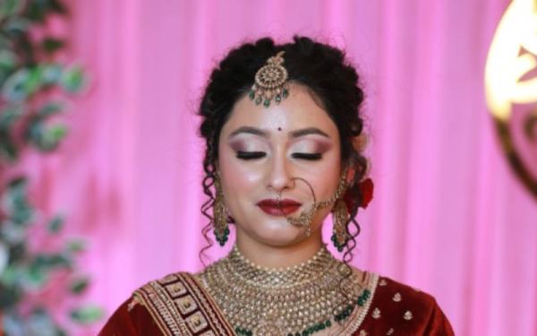 Stunning bridal artistry by popular makeup artists in Gurgaon is just a click away