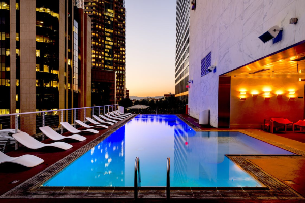 Trusted Pool Fencing Contractors Providing Safe Solutions