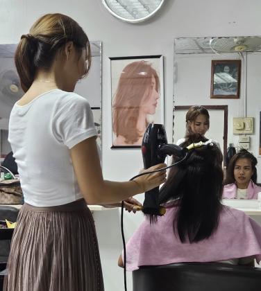 Warm & Friendly Hair Salon in Santitham, Chiang Mai