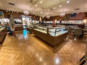 Morningstar's Jewelers and Pawnbrokers of Hollywood, Florida