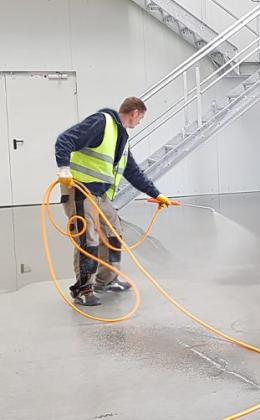 Expert Cleaning Solutions, LLC