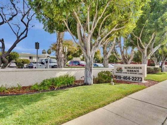 Retirement Community in Lemon Grove