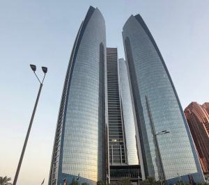 Explore Luxury and Culture with Our Abu Dhabi 5 Days Package